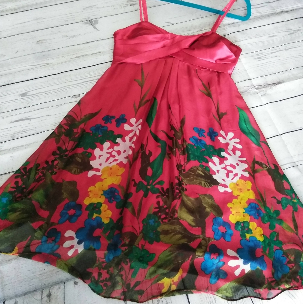 Mini dress Twenty One sleeveless color Royal size  Medium  red  Sheer  New